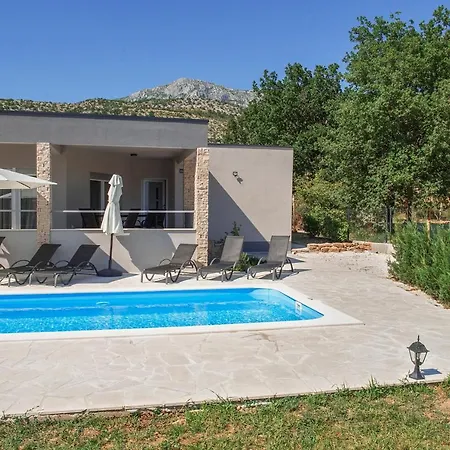 Vila Naklice Omiš